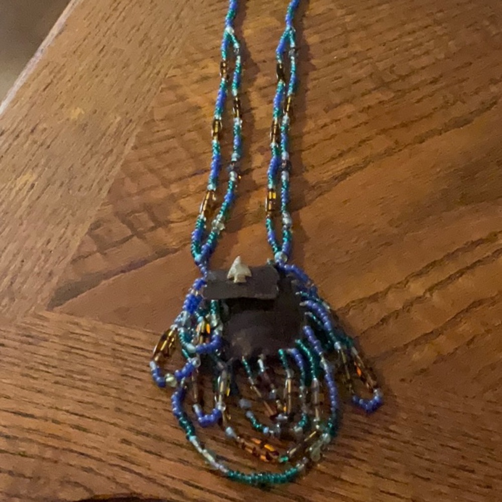 Vintage Native American Beaded Necklace with Leather Pouch